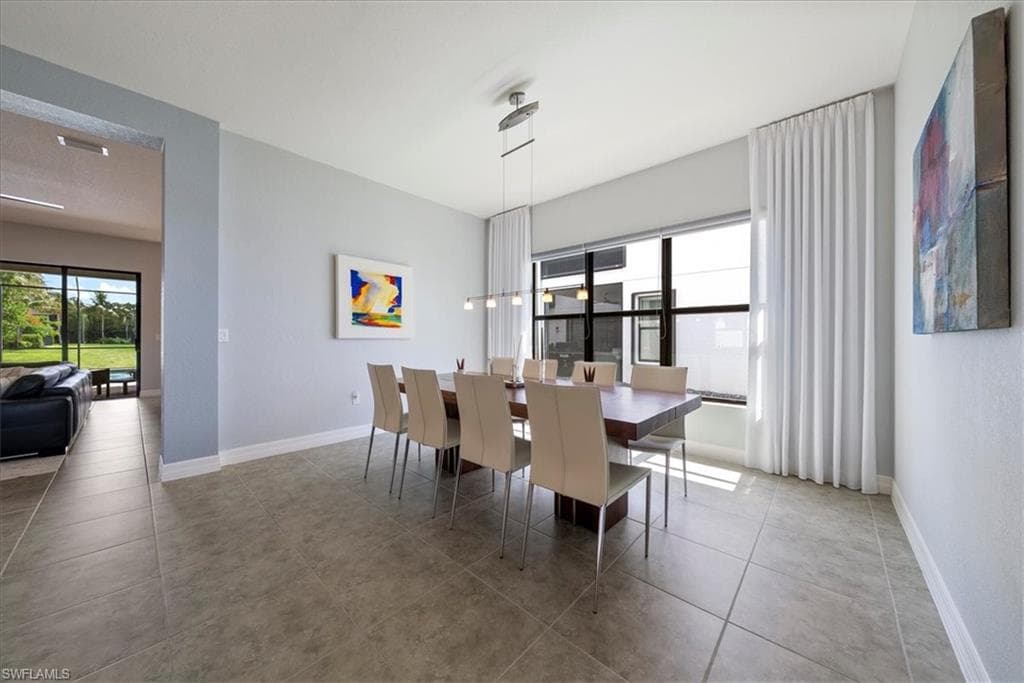 3264 Pacific DR-15