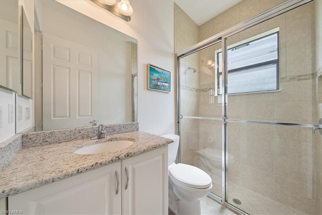 3264 Pacific DR-11