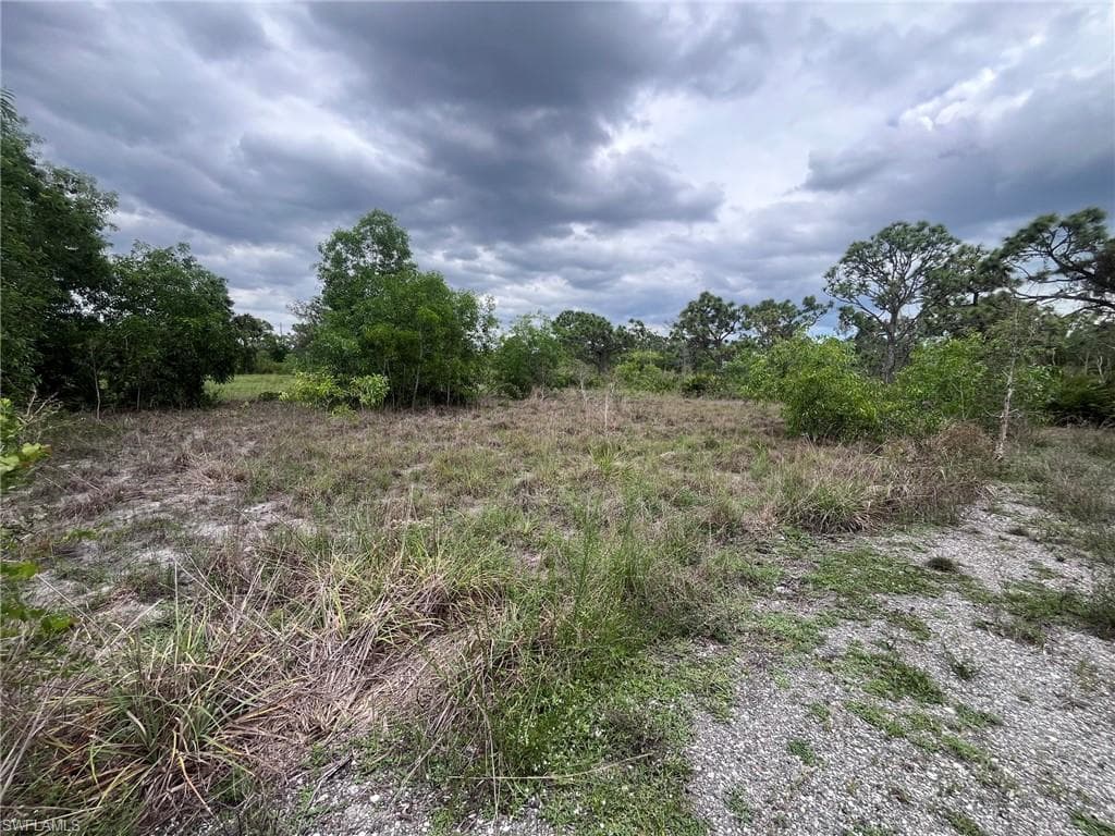 13880 Stonehurst LN-4