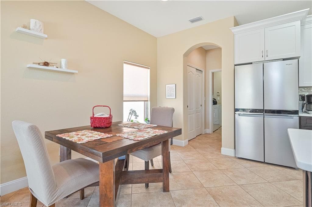 8701 Banyan Bay BLVD-13