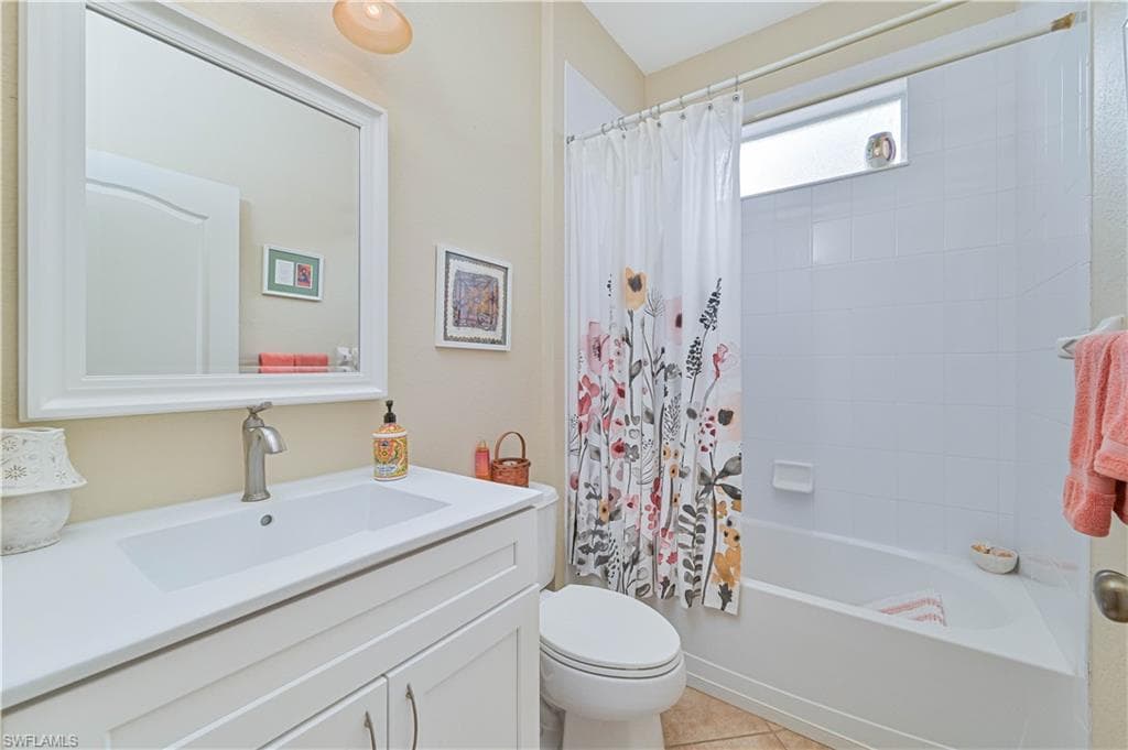 8701 Banyan Bay BLVD-26