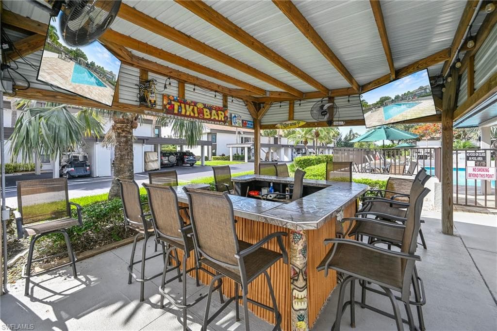5830 Trailwinds DR 824-31