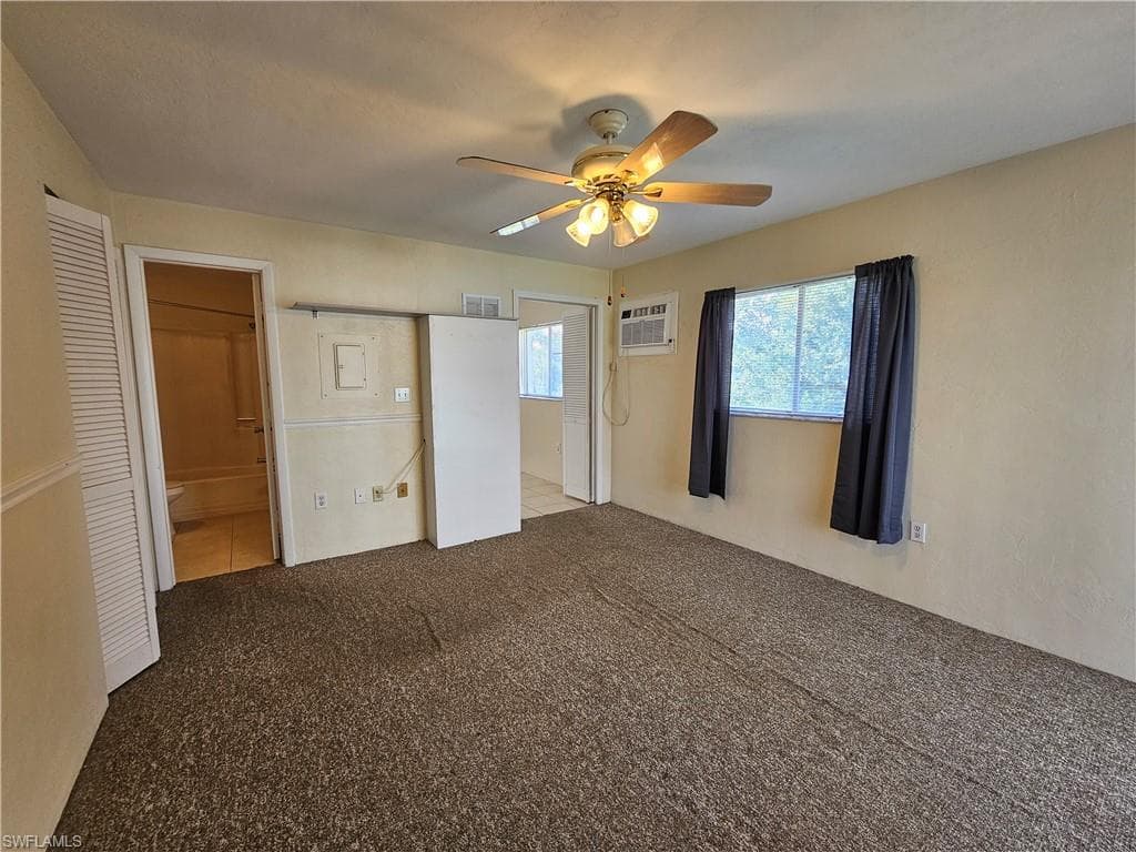 8101 Country RD 201-13
