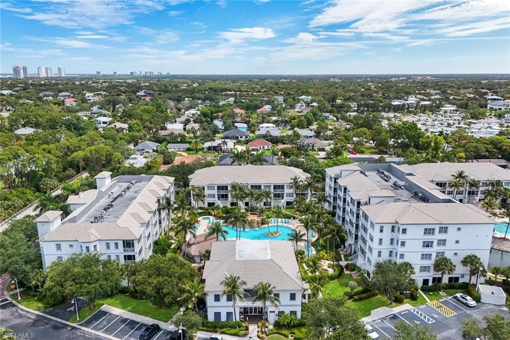 3901 Kens WAY 3306-13
