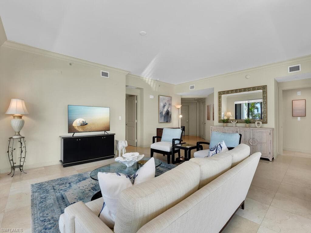 1490 5th AVE S 200A-5