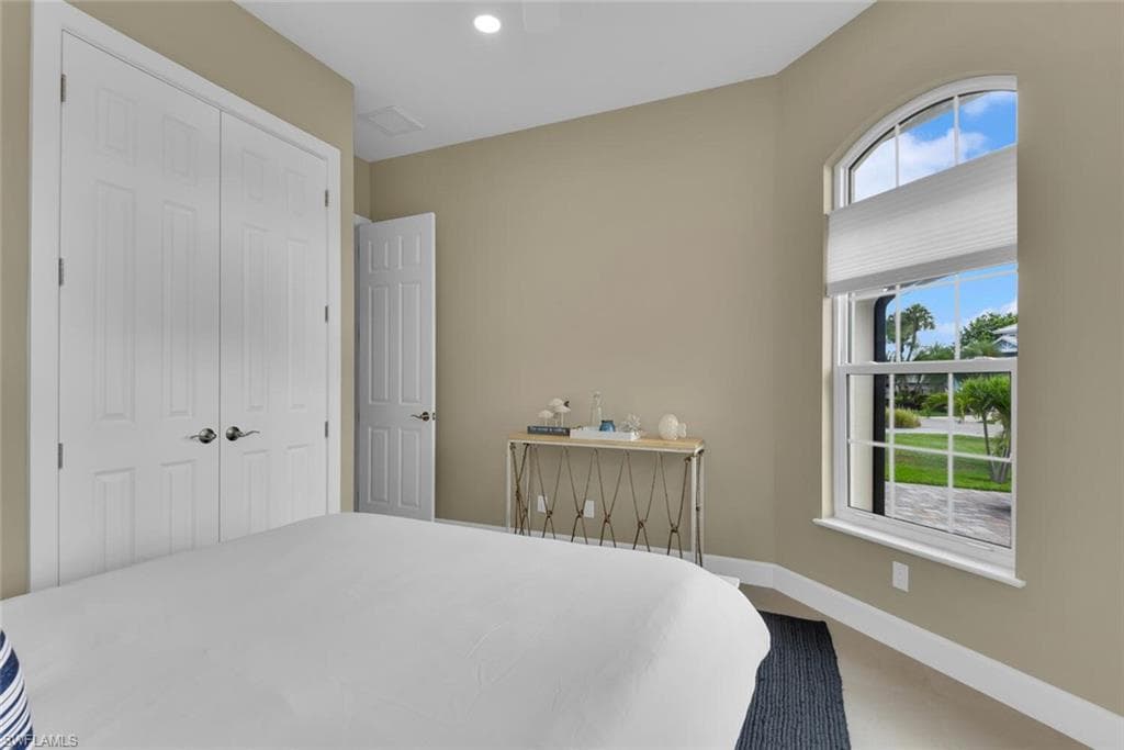 3254 Lakeview DR-15