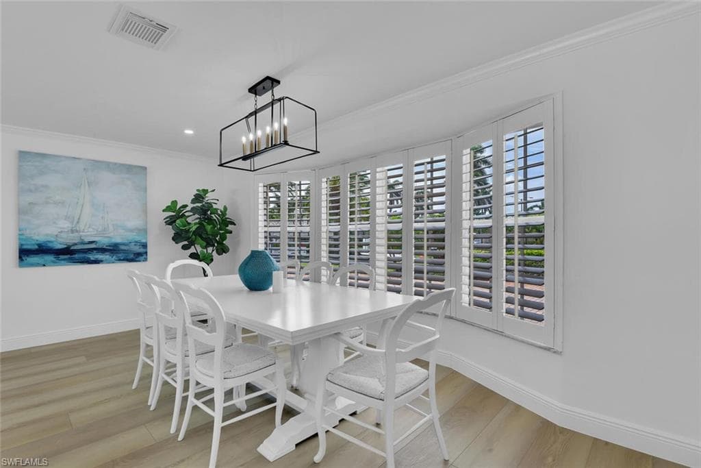 740 Park Shore DR-12