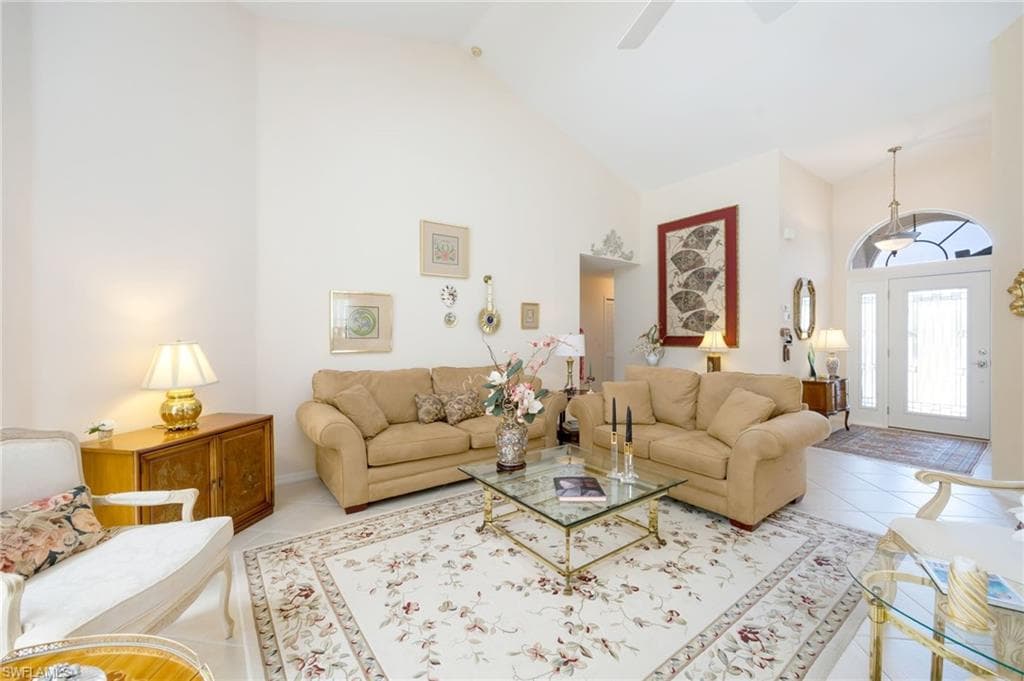 2232 Piccadilly CT-8