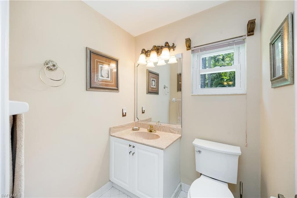 2232 Piccadilly CT-21