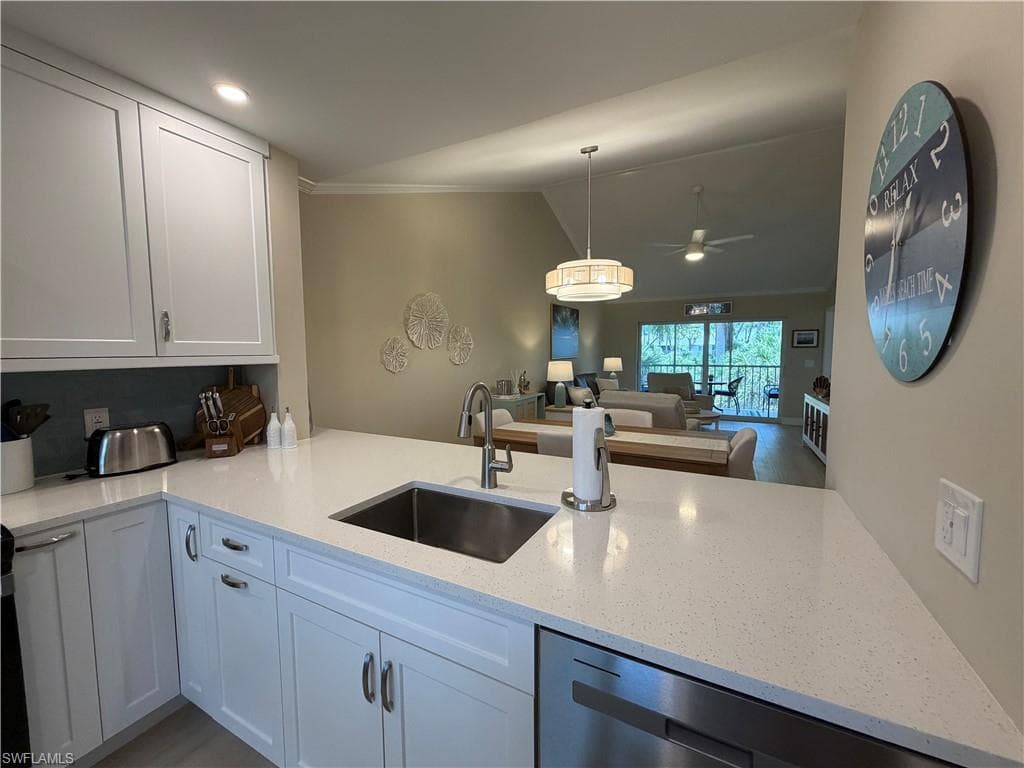 3002 Sandpiper Bay CIR A306-11