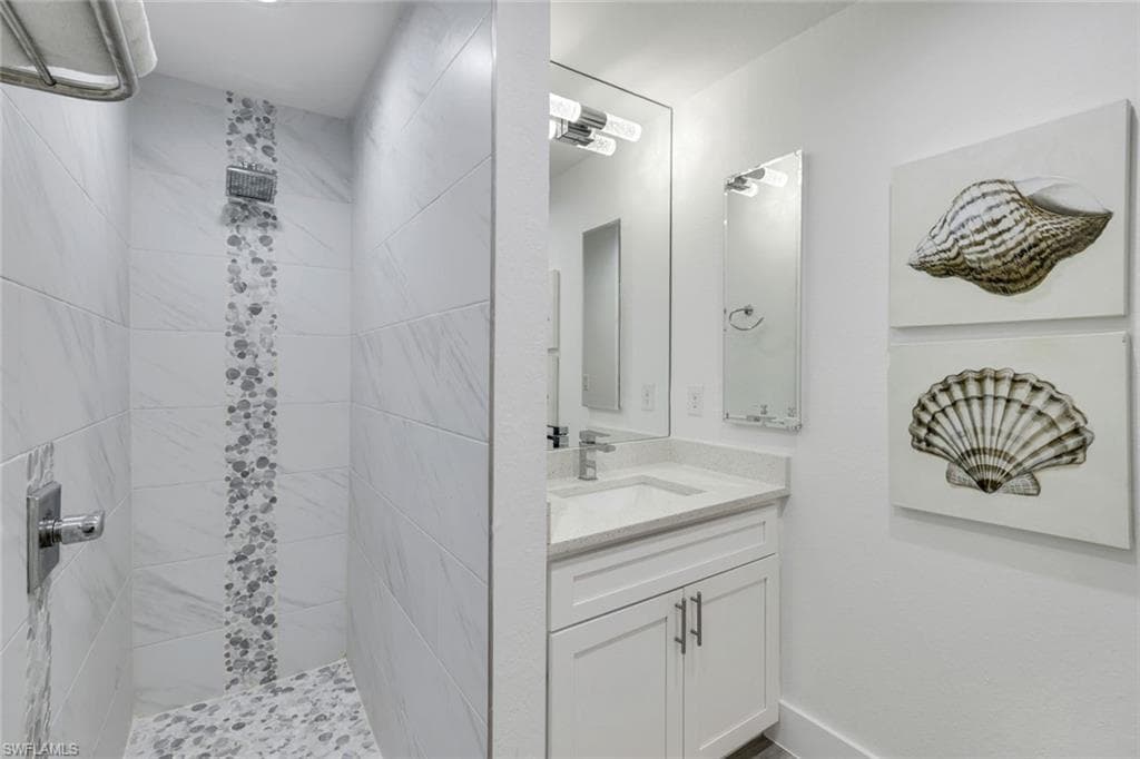 6053 Montego Bay LOOP-26