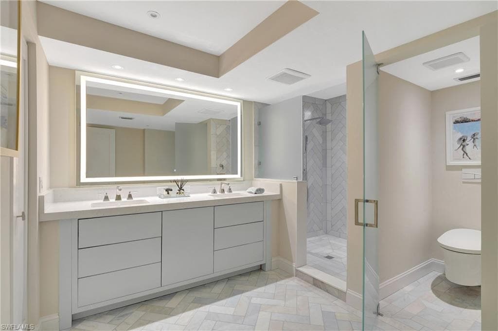 2357 Gulf Shore BLVD N 107-14