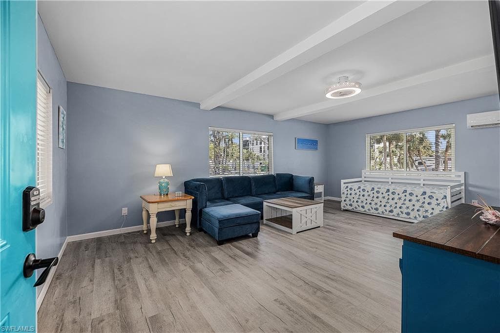 610 Donax ST 311-6