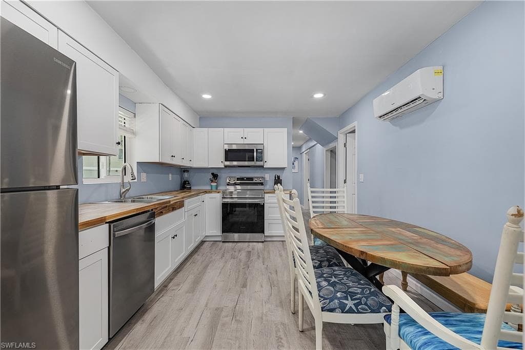 610 Donax ST 311-8