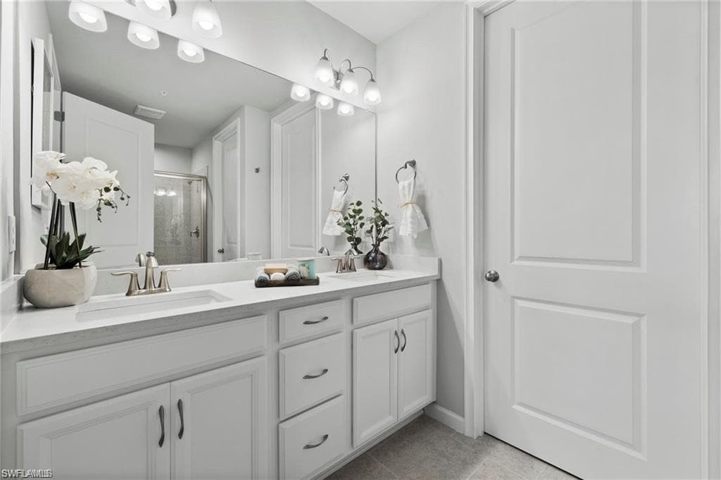4676 Arboretum CIR 102-19