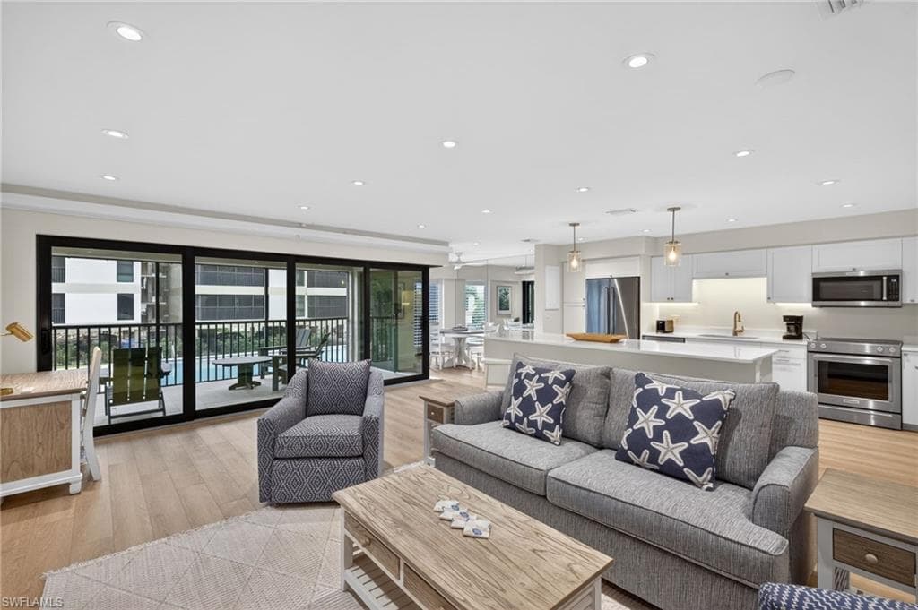 2721 W Gulf DR 108-7
