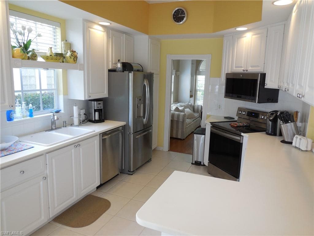 4456 Prescott LN-5