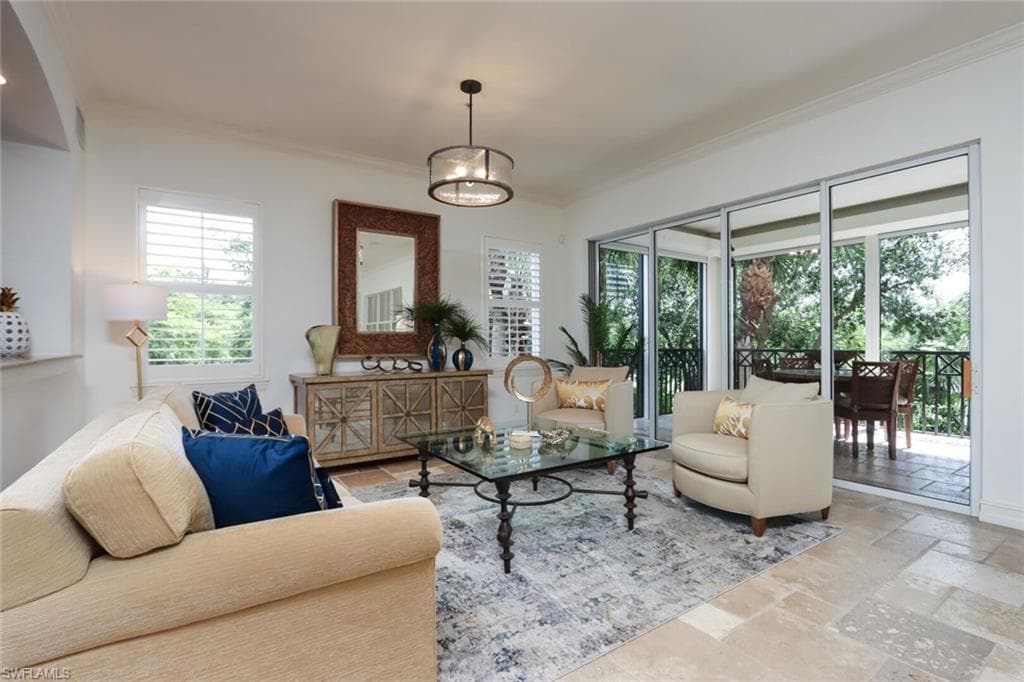 2868 Tiburon BLVD E 102-5