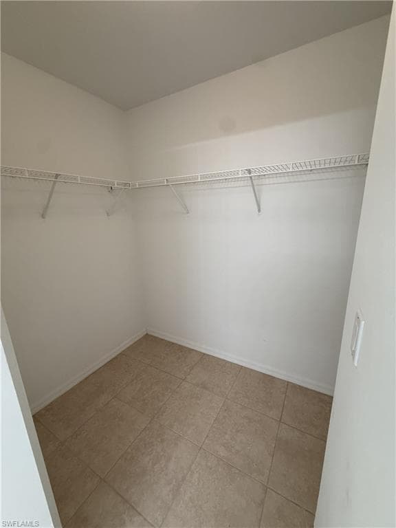 15603 Spring Line LN-16