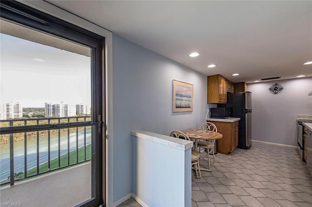17 BLUEBILL AVE 1102-3