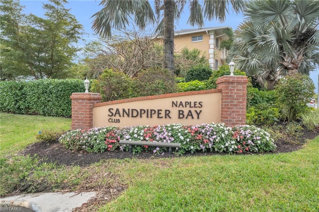 3031 Sandpiper Bay CIR F205-2