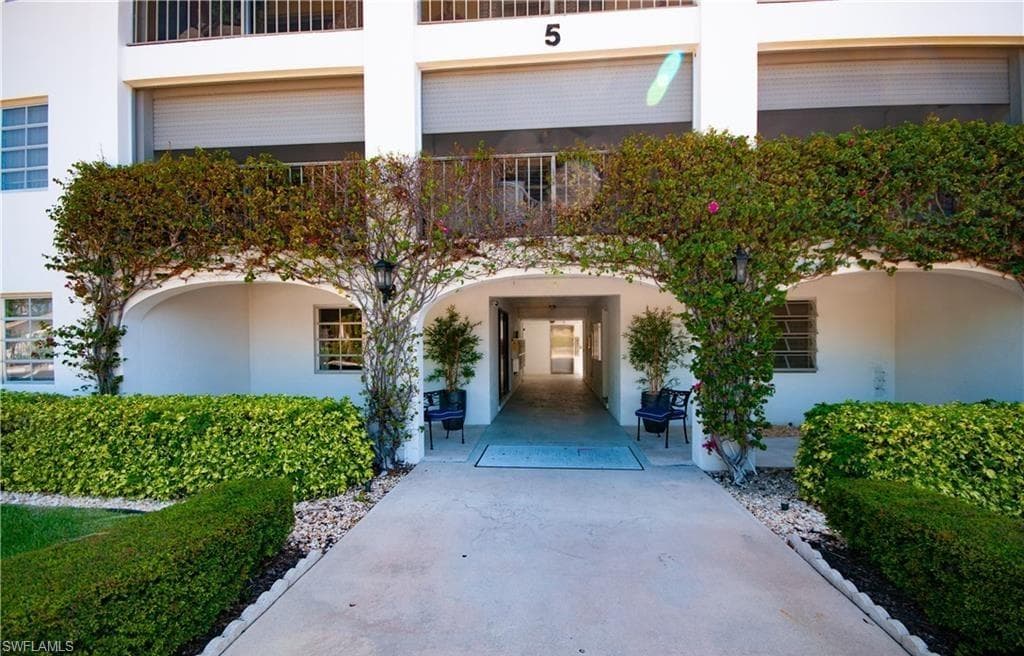 5 High Point CIR W 206-36