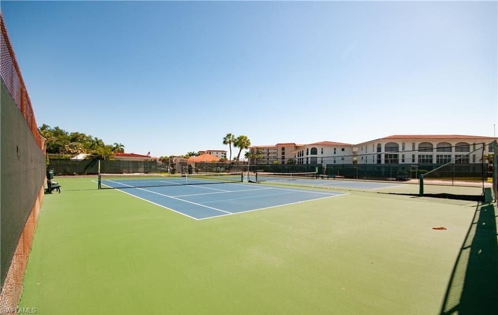 5 High Point CIR W 206-31