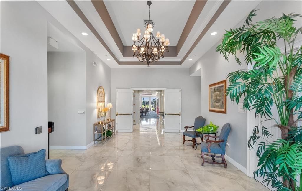 5 High Point CIR W 206-29