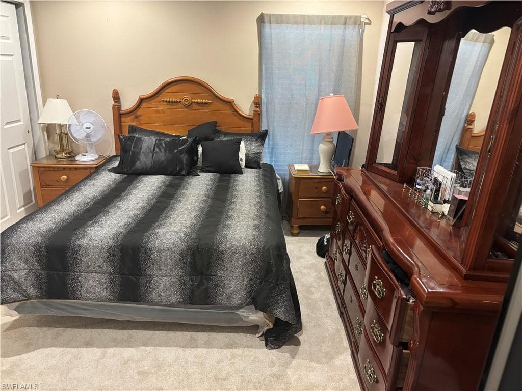 8031 Liriope LOOP-4