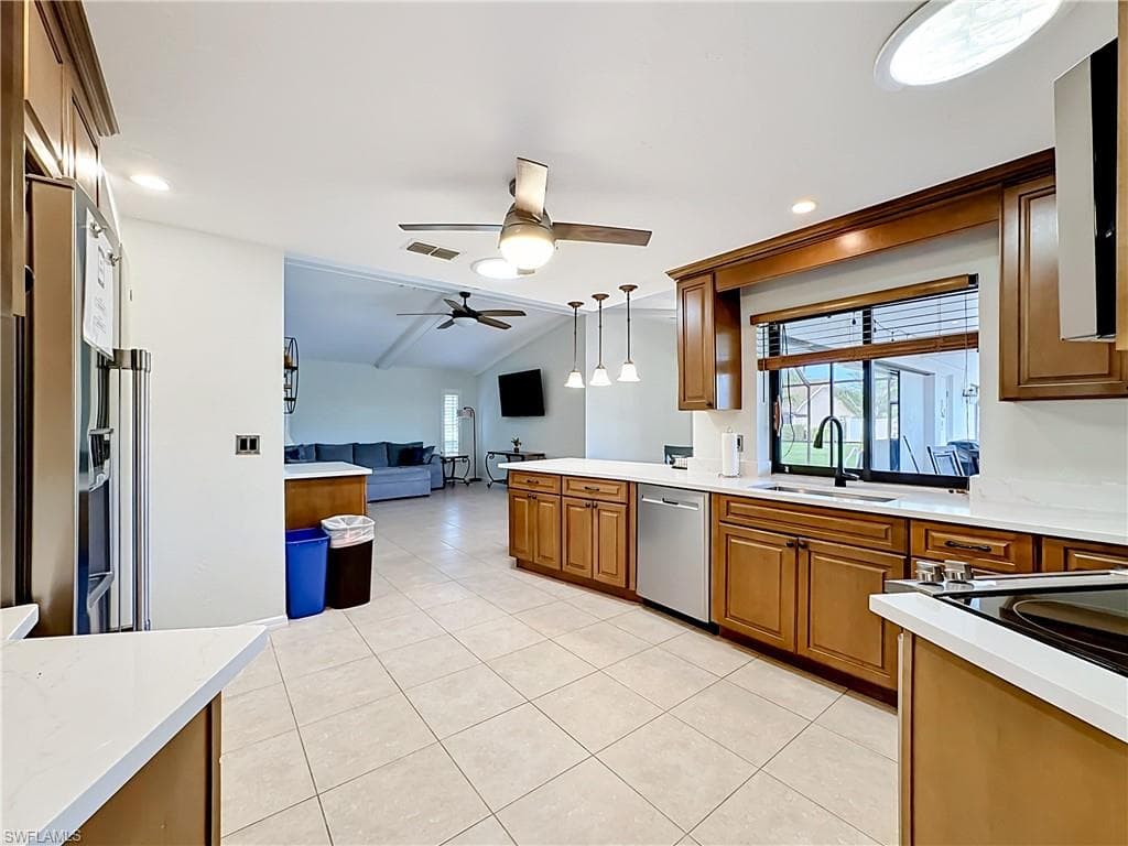 1201 Westfield DR-7