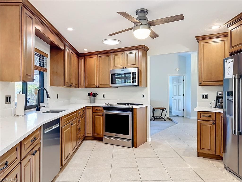 1201 Westfield DR-9