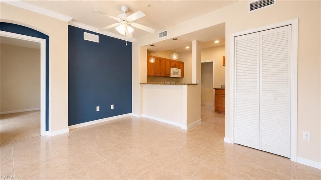 13100 Bella Casa CIR 235-5