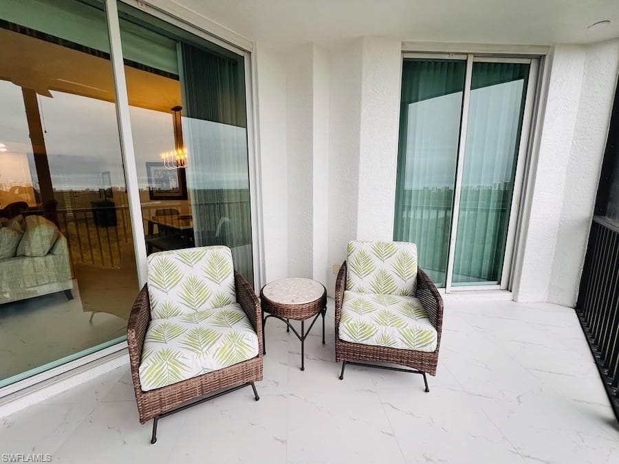 425 Cove Tower DR 902-17