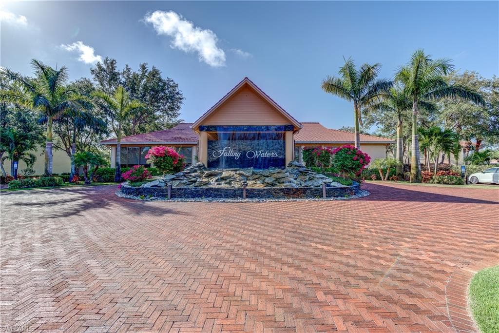 2325 Hidden Lake DR 1-32