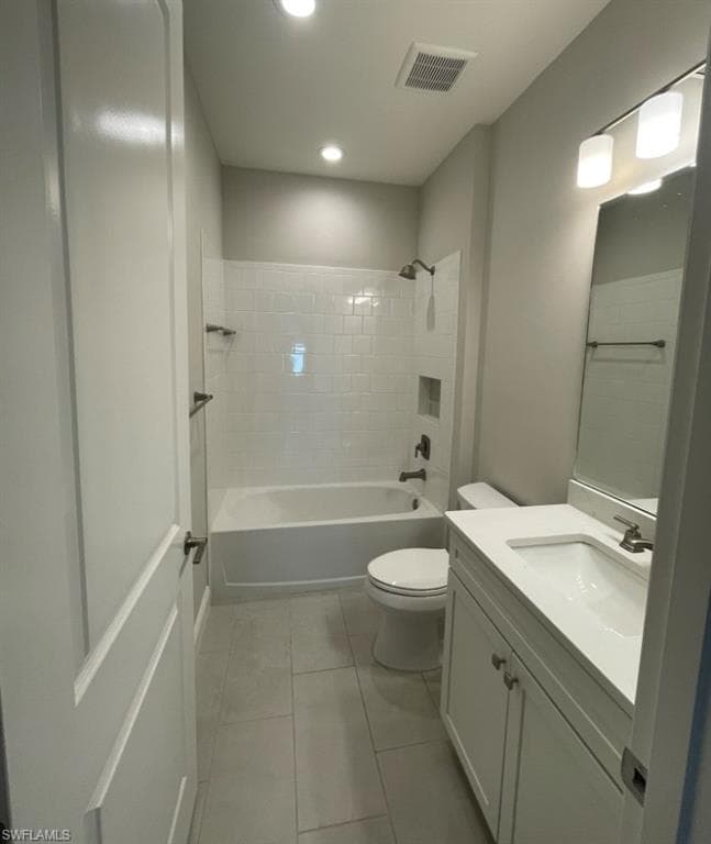 4600 Skysail DR-4