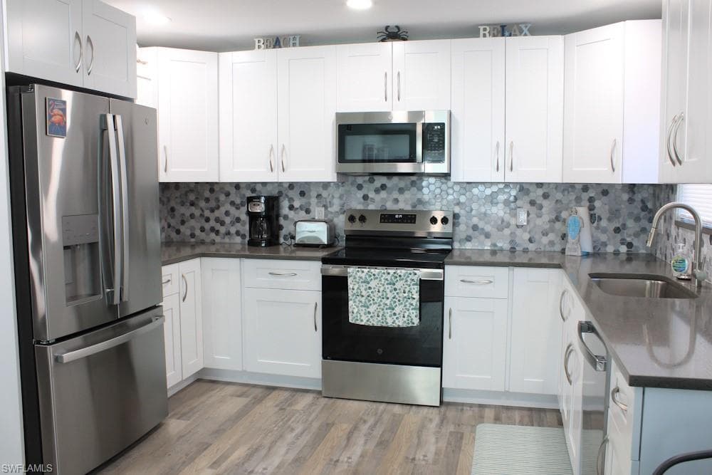 16881 Davis RD 712-8