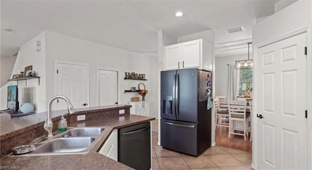 321 Shadow Lakes DR-3
