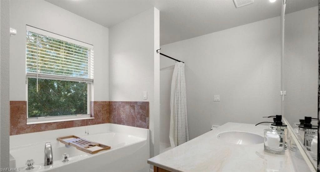 321 Shadow Lakes DR-4