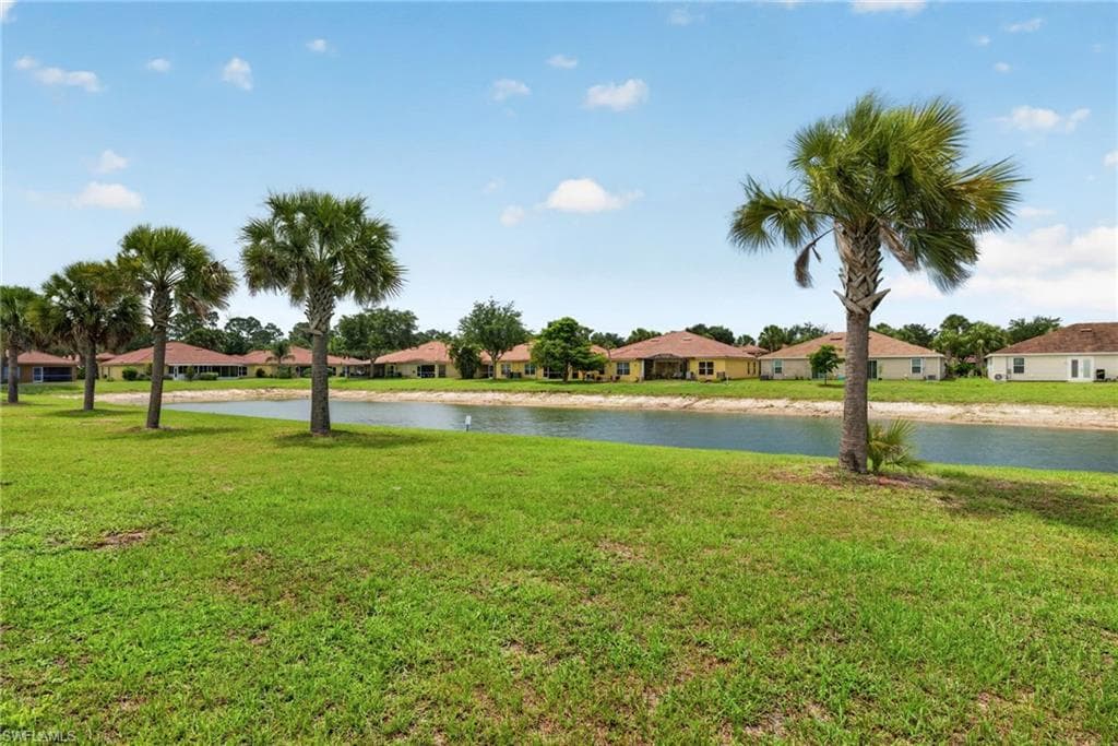18303 Gibraltar LN-22