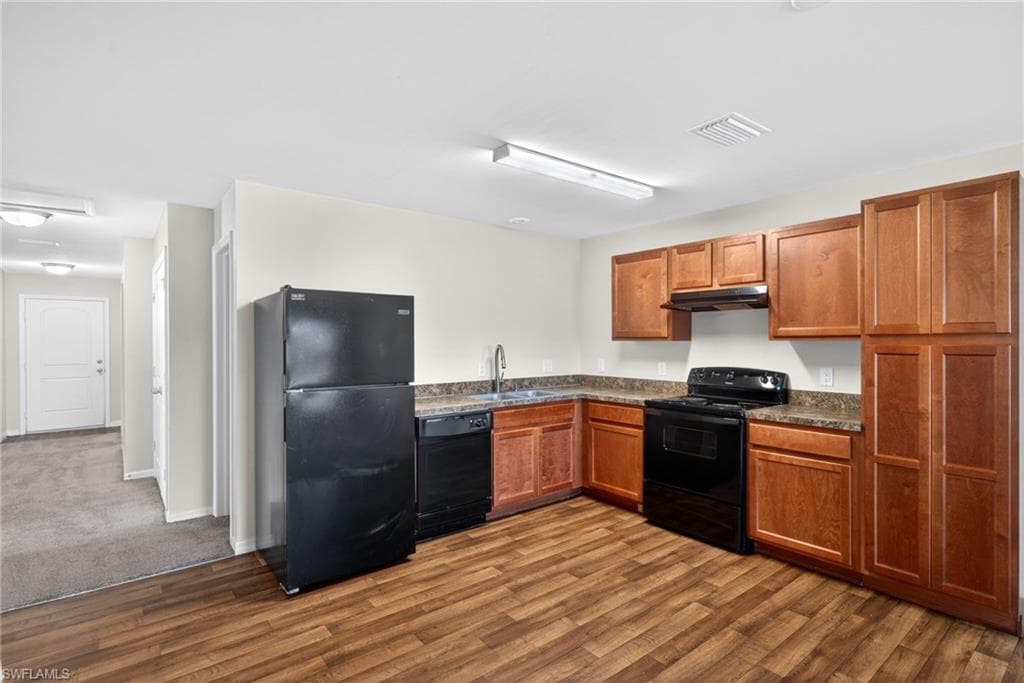 18303 Gibraltar LN-9