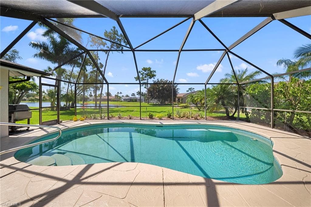 28581 Winthrop CIR-3