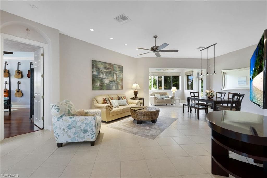 28201 L Burton Fletcher CT-7