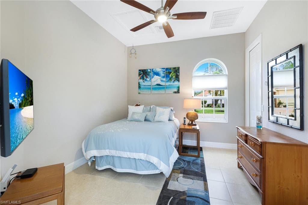 28201 L Burton Fletcher CT-33
