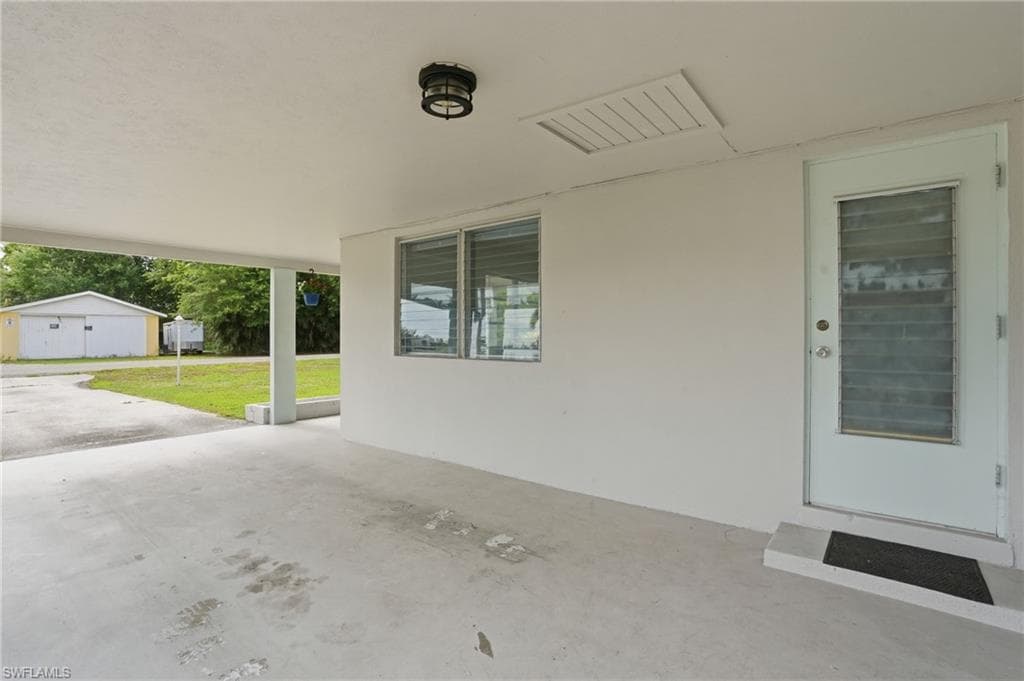 372 Altamont AVE-23