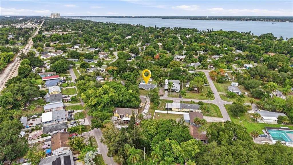 372 Altamont AVE-43