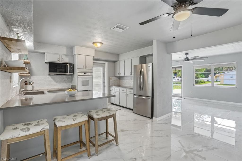 372 Altamont AVE-7