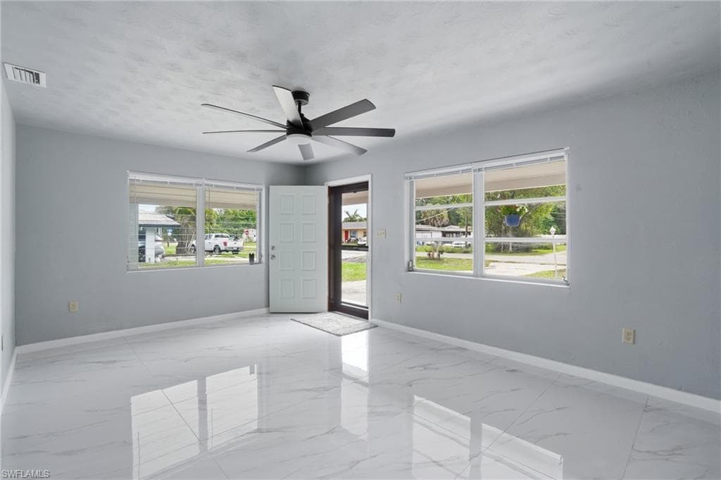 372 Altamont AVE-5