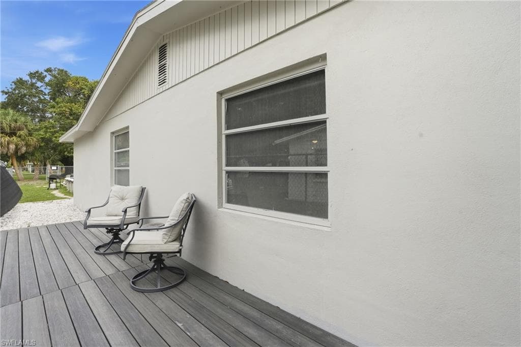 372 Altamont AVE-29