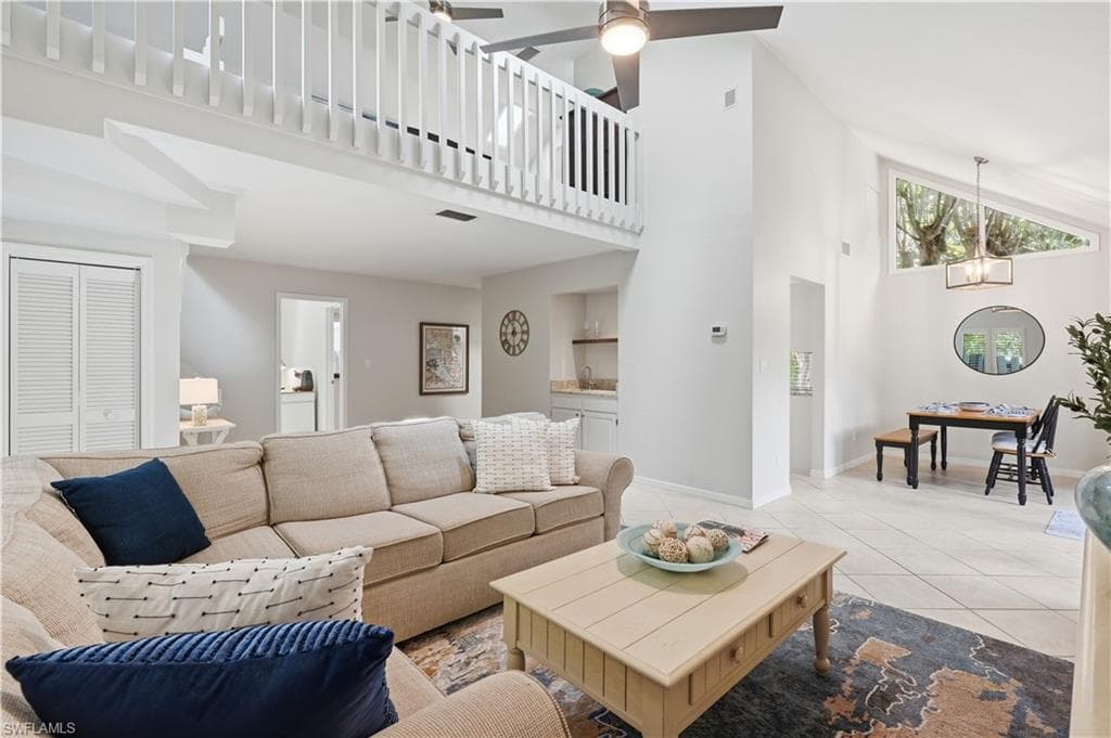 1281 Solana RD-5
