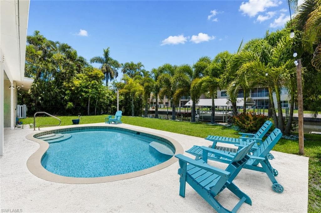 5118 York CT-2
